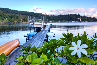 Raiatea - Pension Villa Ixora - Ponton et vue sur le lagon