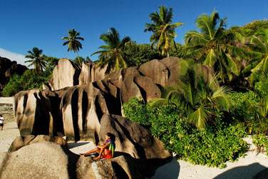 Puis vous continuerez votre sjour du ct de la Digue