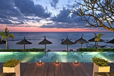 Une ambiance calme et dcontracte s'installe  la tombe de la nuit...