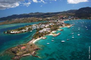 En prolongeant votre priple  terre en Martinique