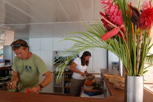 L'quipage vous accompagne et assure votre confort