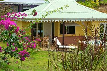Terrasse et jardin de la Villa Jaune