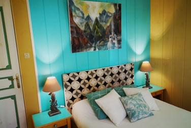 et des couleurs qui lui sont propres