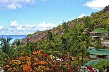 L'htel l'Archipel 4* surplombe Anse Gouvernement