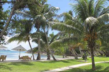 Et promenez-vous dans les trs beaux jardins de l'htel