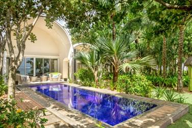 Les SO VIP Beach Villa possdent d'une belle piscine prive