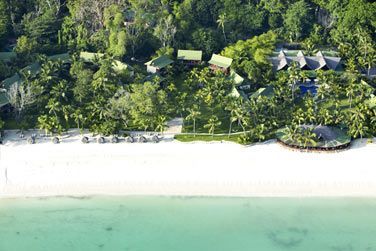 Vue plongeante sur les dcors arbors et la flore luxuriante qu'offre Praslin