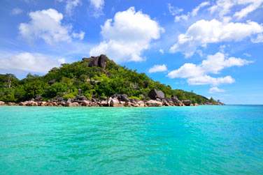 Le site de l'htel est superbe et la vue sur les ilet Saint Pierre est extraordinaire