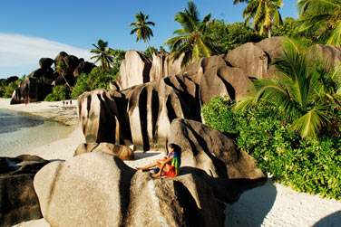 Pendant votre sjour , offrez vous une excursion  la journe du ct de la Digue ..