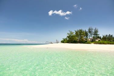 Eaux cristallines d'un bleu sans quivalent dans tout l'archipel