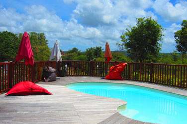 La piscine commune aux villas