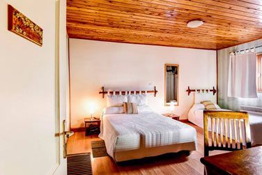 Pour les familles, il existe des chambres triple