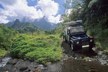 Raiatea et Tahaa relies par le mme lagon...