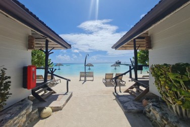 Profitez de la plage de la pension Havaiki Lodge