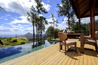 Seaview Pool Suite