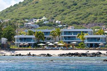 Un cadre idal au pied de la montagne de la Tourelle pour un sjour entre amis ou en famille