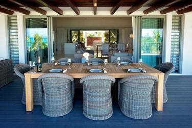 Le spacieux sjour est ouvert sur une terrasse immense (Penthouse 4 chambres)