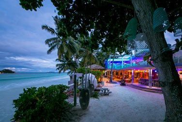 Dcouvrez le bar de la plage