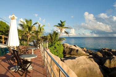 Les impressionnants rochers granitiques sont typiques des Seychelles