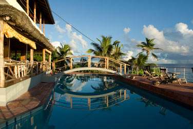 Depuis la piscine, la vue est sublime