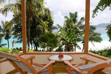 Votre terrasse (chambre standard)