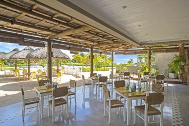 Dans une ambiance feutre, dgustez de bons plats mauriciens