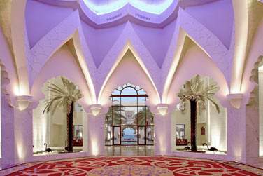 La rception de l'htel Al Husn est splendide... Un vrai dcor de palais oriental