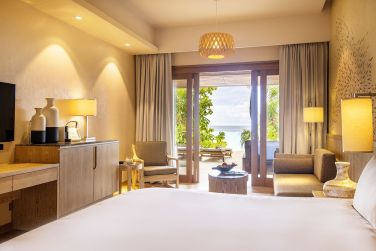 photo Lily Beach Resort & Spa Maldives