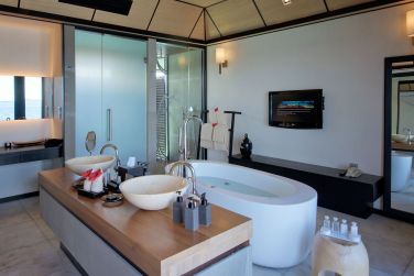 photo Lily Beach Resort & Spa Maldives