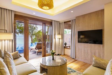 photo Lily Beach Resort & Spa Maldives