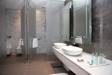 Salle de bain de la chambre Deluxe