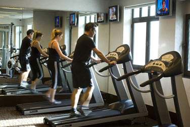 Les plus sportifs se rendront  la salle de sport pour garder la forme !