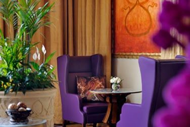 La rception et ses salons au dcor oriental