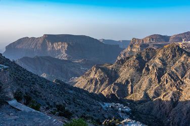 Situ  2000 m d'altitude, le Sahab Resort & Spa 4* offre une vue spectaculaire sur les montagnes du Jebel al Akhdar