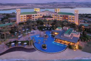 photo Desert Islands Resort & Spa by Anantara Abu Dhabi