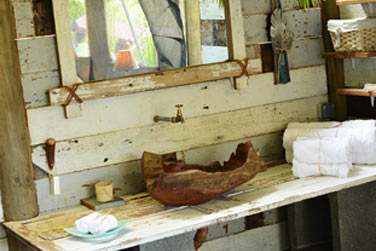 Intrieur de la salle de bain en tente