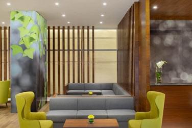 L'espace lounge du Wyndham Garden Muscat Al Khuwair 4*  Mascate