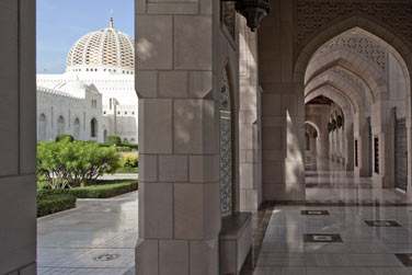 Vous visiterez la Grande Mosque du Sultan Qaboos