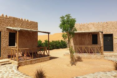 Ce camp d'inspiration bdouine vous accueille au coeur du dsert de Wahiba Sands