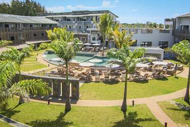 Situe au coeur du village anim de Trou aux Biches, cette toute nouvelle rsidence est idale