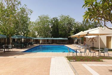La piscine extieure de l'htel Falaj Daris