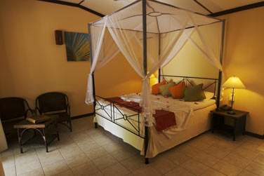 Intrieur du bungalow Plage. Les quipements et amnagements sont simimlaires au bungalow jardin