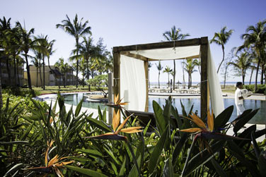 Dtendez-vous dans un lieu unique au bord de la piscine