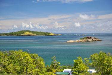 Vue sur les Ilets au large du Franois