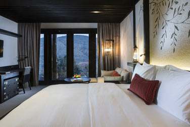 La Suite Horizon et son dcor lgant, offre une vue imprenable sur les montagnes