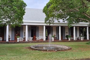 Fontaine en extrieur de la demeure saint antoine