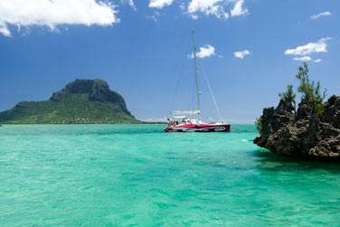 Plongez au coeur d'un lagon turquoise translucide !