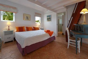 Intrieur chambre de La Case