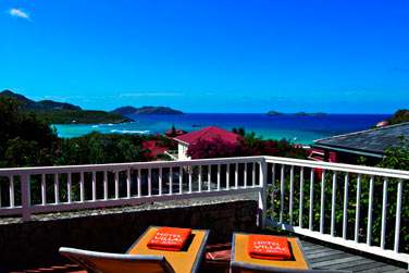 Vue sur la baie de Saint-Jean depuis le Cottage Tradition Terrasse