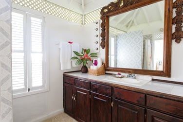 La salle de bain de la Deluxe 1 chambre